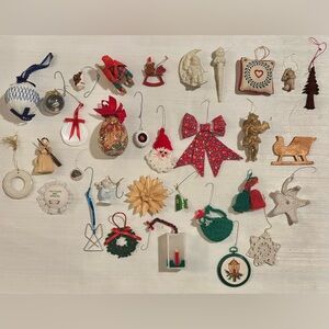Vintage Christmas ornaments - large lot